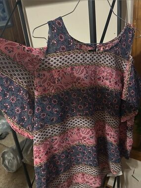 Iz Byer Pink and Navy Patterned Cold-Shoulder Tunic